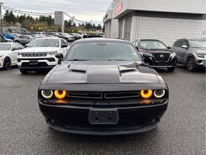 Dodge Challenger SXT Plus RWD