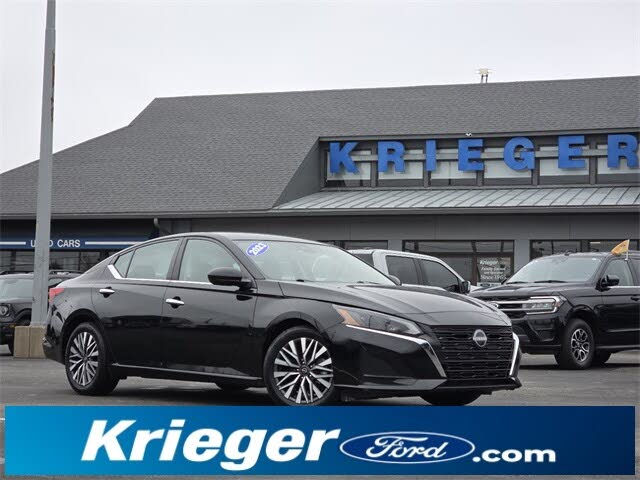 2023 Nissan Altima 2.5 SV FWD