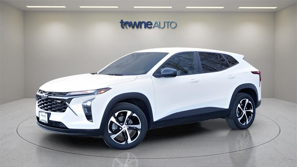 2024 Chevrolet Trax RS with 1RS FWD