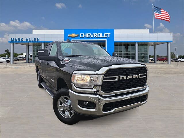 2024 RAM 2500 Big Horn Crew Cab 4WD