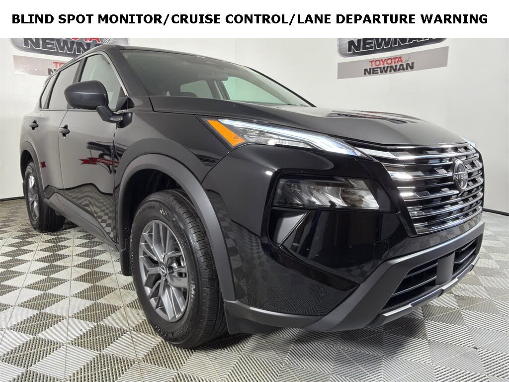 2025 Nissan Rogue S FWD