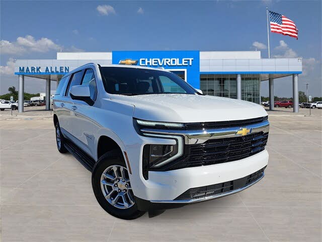 2026 Chevrolet Suburban LS RWD
