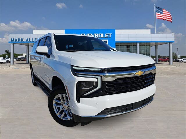 2026 Chevrolet Suburban LS RWD