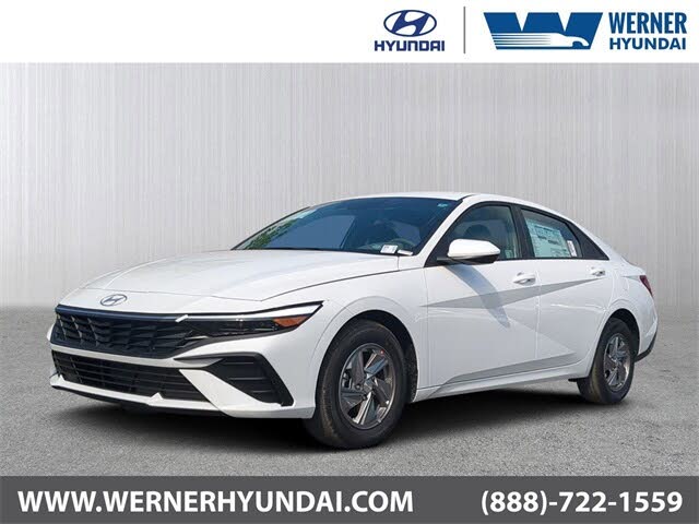 2026 Hyundai Elantra SE FWD