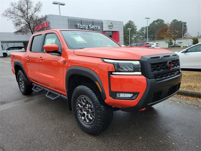 2026 Nissan Frontier PRO-4X Crew Cab 4WD