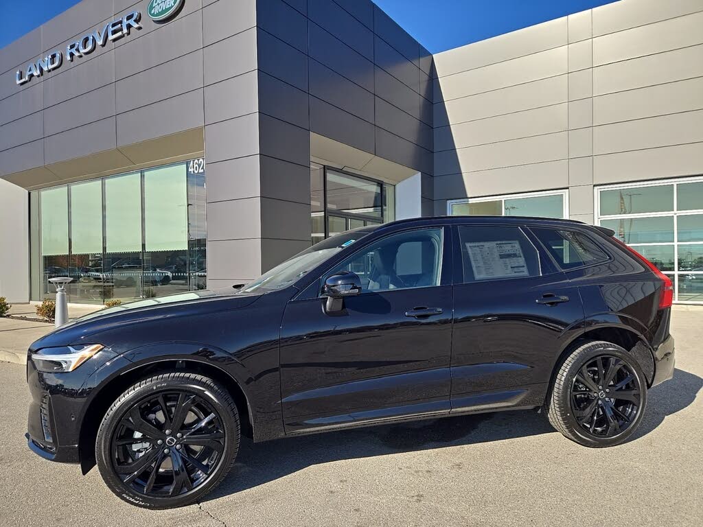 2026 Volvo XC60 B5 Ultra Black Edition AWD