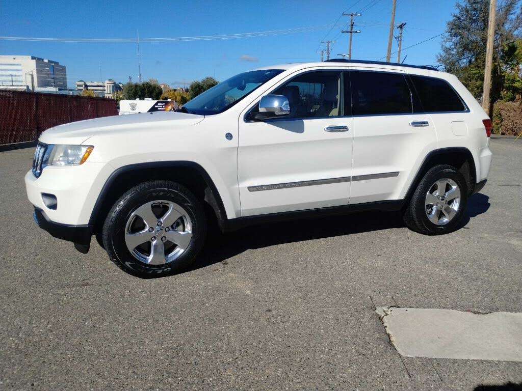 2011 Jeep Grand Cherokee Overland 4WD