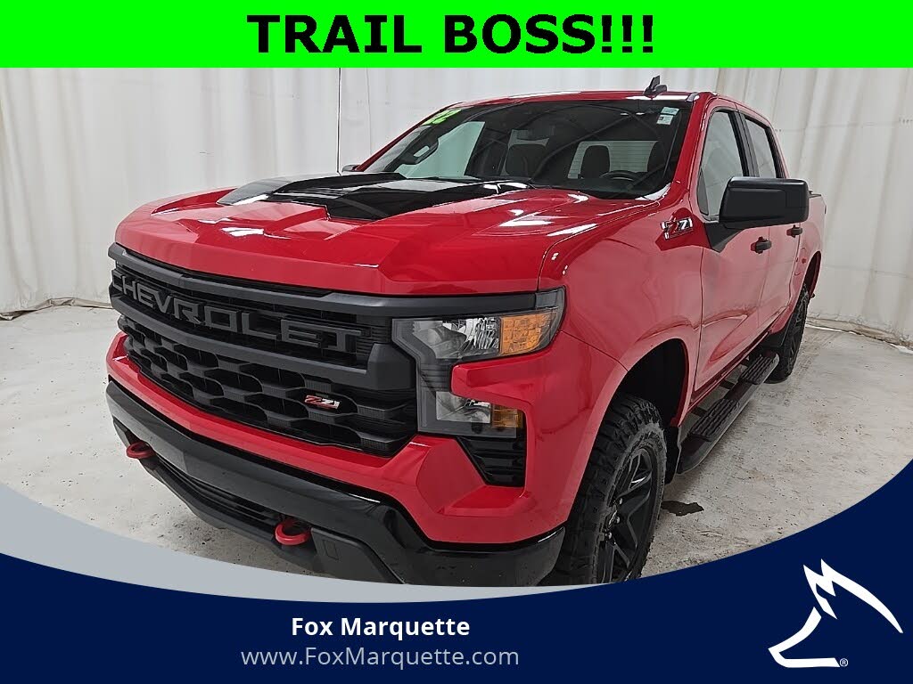 2022 Chevrolet Silverado 1500 Custom Trail Boss Crew Cab 4WD