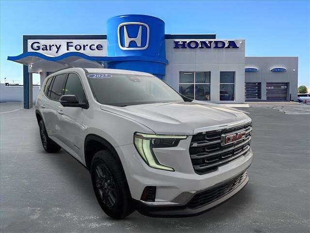 2025 GMC Acadia Elevation FWD