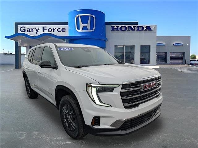 2025 GMC Acadia Elevation FWD