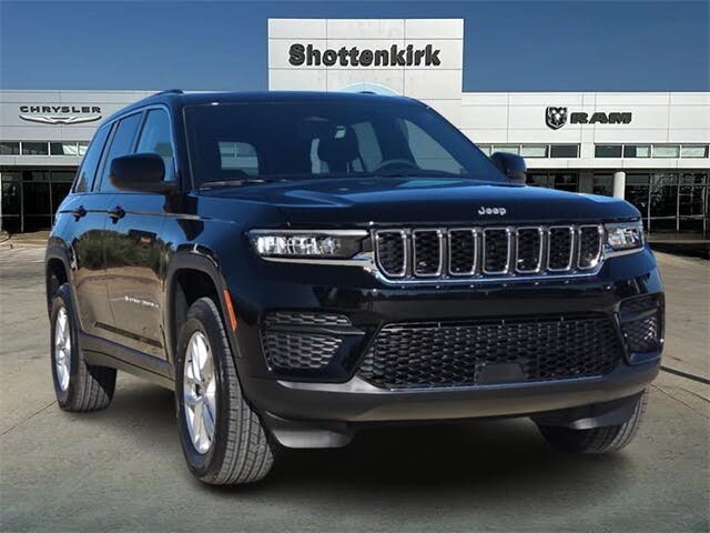 2025 Jeep Grand Cherokee Laredo 4WD