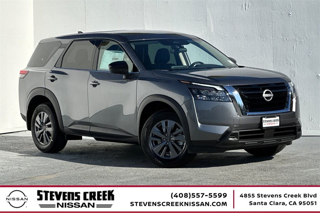 2025 Nissan Pathfinder S FWD