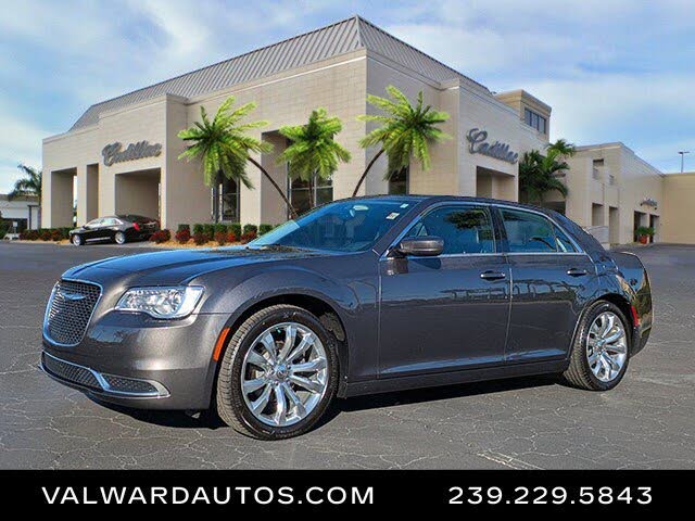 2016 Chrysler 300 Limited RWD