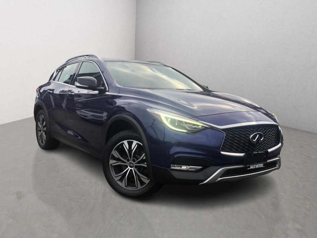 2017 INFINITI QX30