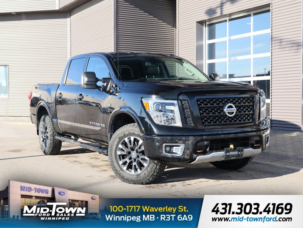 2018 Nissan Titan PRO-4X Crew Cab 4WD