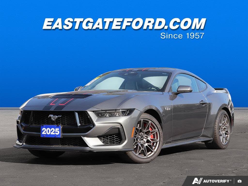Ford Mustang GT Fastback RWD 2025