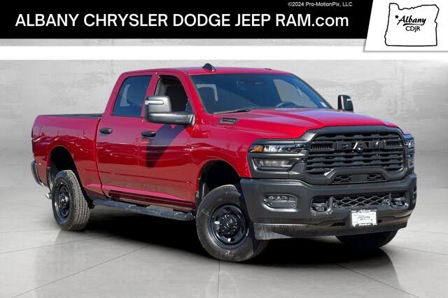 2025 RAM 2500 Tradesman Crew Cab 4WD