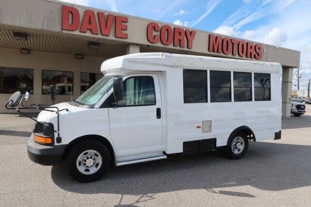 2013 Chevrolet Express Chassis 3500 139 Cutaway with 1WT RWD