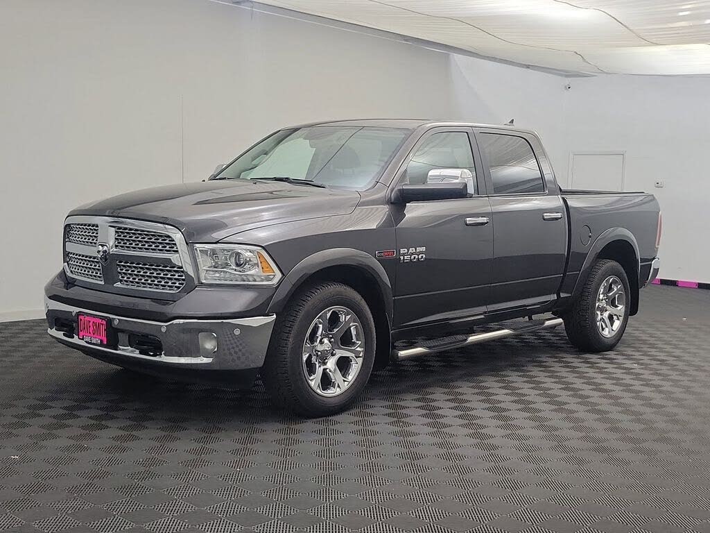 2018 RAM 1500 Laramie Crew Cab 4WD