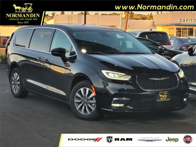 2024 Chrysler Pacifica Hybrid Select FWD