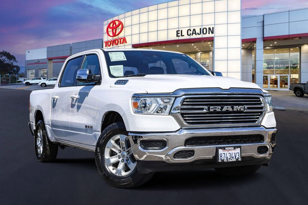 2024 RAM 1500 Laramie Crew Cab 4WD