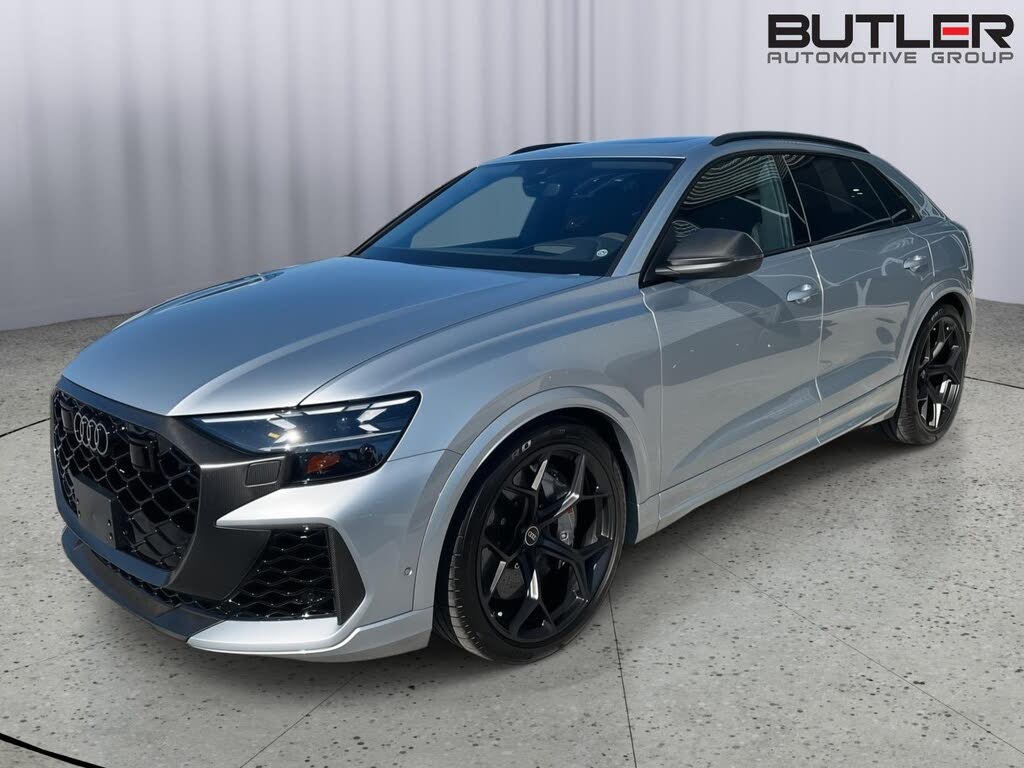 2025 Audi RS Q8 4.0T quattro Performance