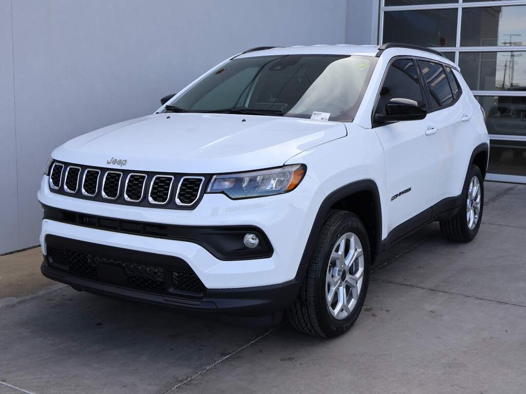 2026 Jeep Compass Latitude 4WD
