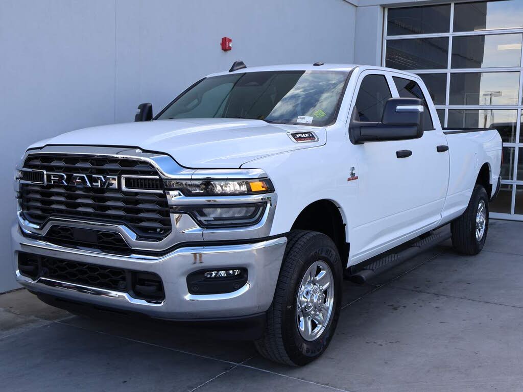 2026 RAM 3500 Tradesman Crew Cab LB 4WD