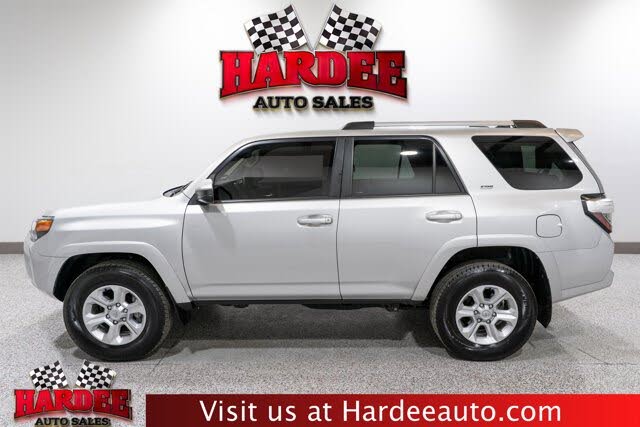 2022 Toyota 4Runner SR5 4WD