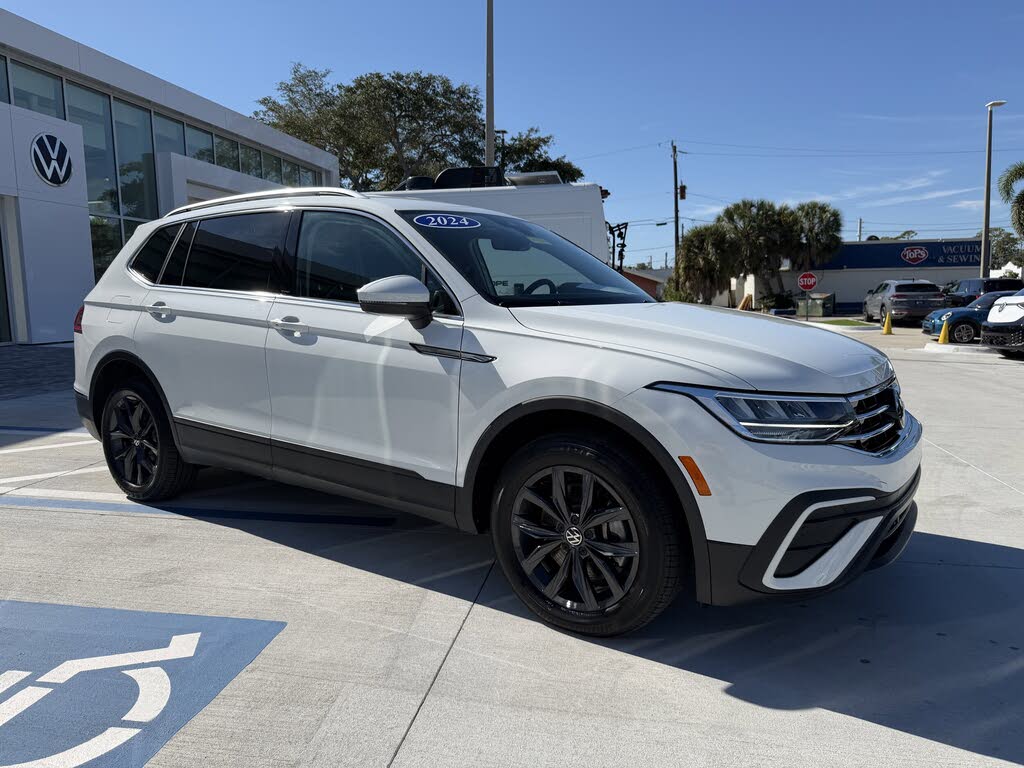 2024 Volkswagen Tiguan SE FWD