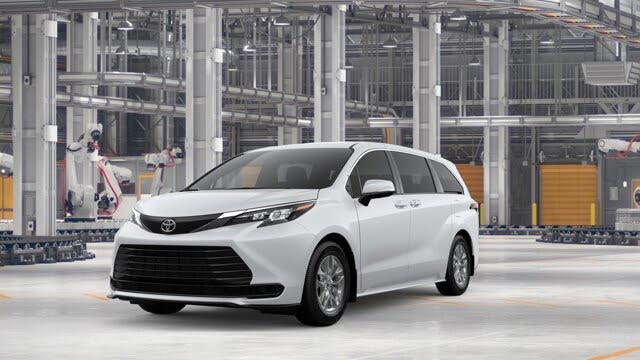 2026 Toyota Sienna LE 8-Passenger AWD
