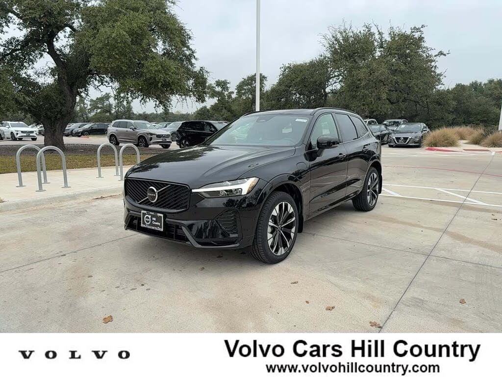 2026 Volvo XC60 B5 Plus AWD
