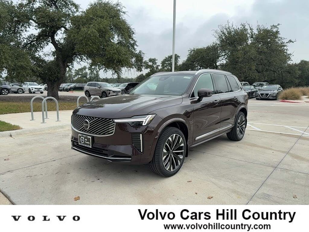 2026 Volvo XC90 B5 Plus 7-Passenger AWD