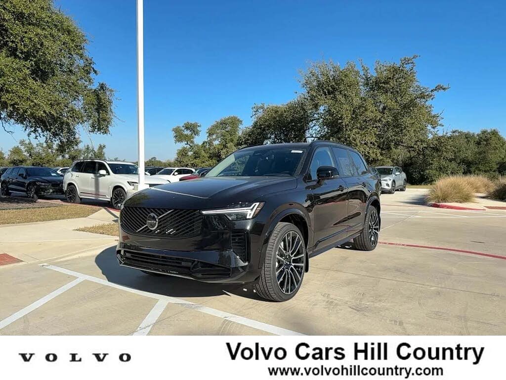 2026 Volvo XC90 B6 Ultra Dark 7-Passenger AWD