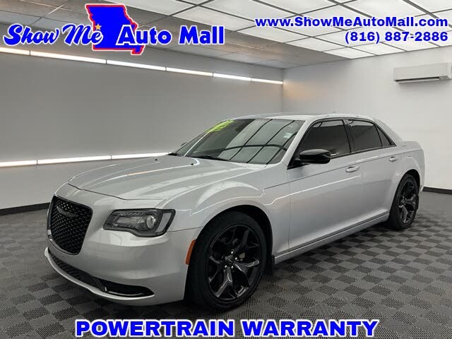 2021 Chrysler 300 Touring RWD