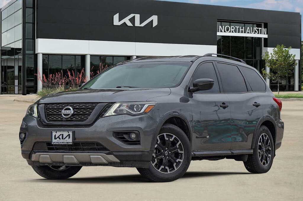 2020 Nissan Pathfinder SV FWD