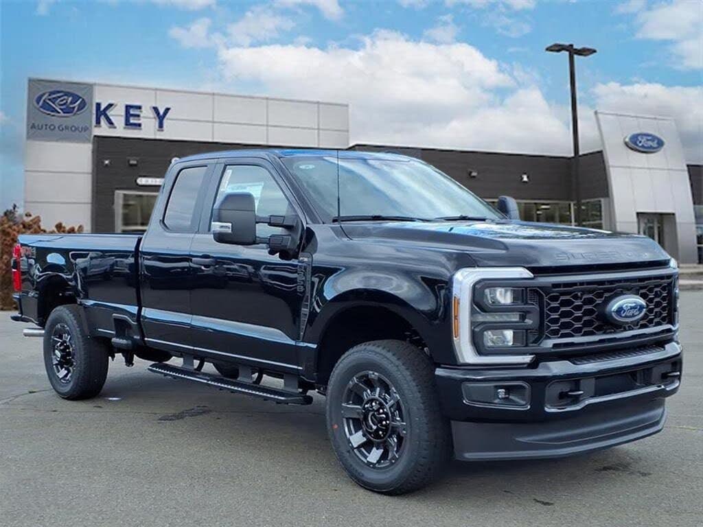 2026 Ford F-350 Super Duty XL SuperCab 4WD