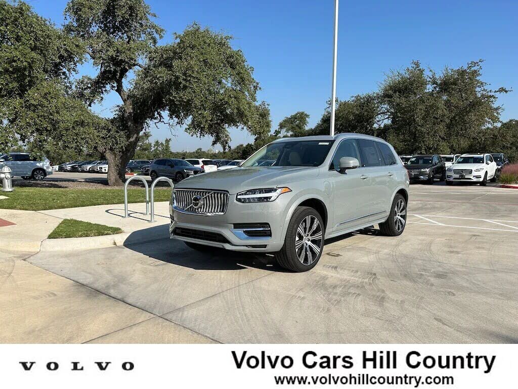 2025 Volvo XC90 Recharge T8 Plus Bright Theme 7-Passenger eAWD