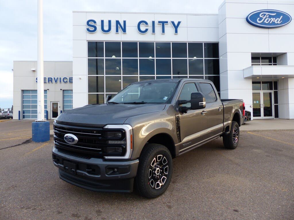 2026 Ford F-350 Super Duty Platinum Crew Cab 4WD