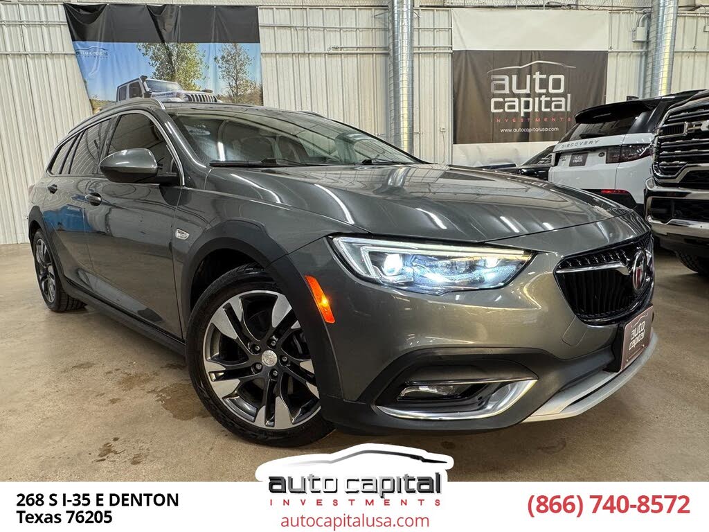 2018 Buick Regal TourX Essence AWD
