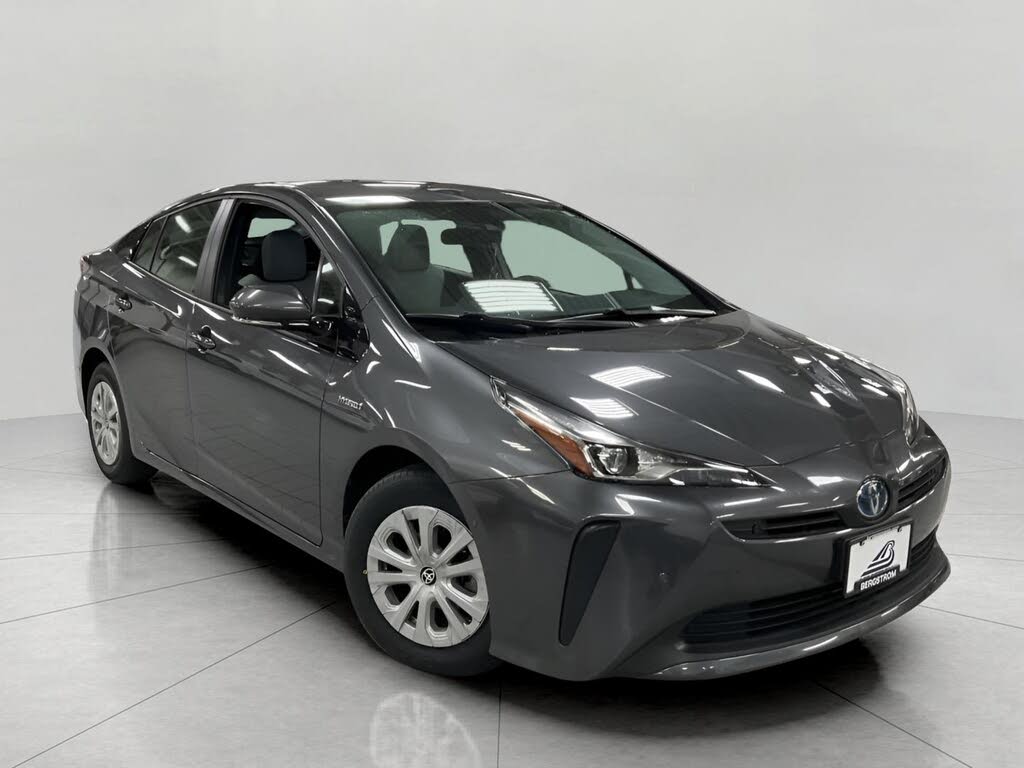2019 Toyota Prius LE FWD