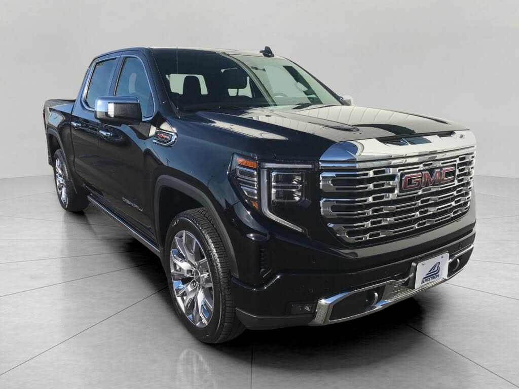 2023 GMC Sierra 1500 Denali Crew Cab 4WD