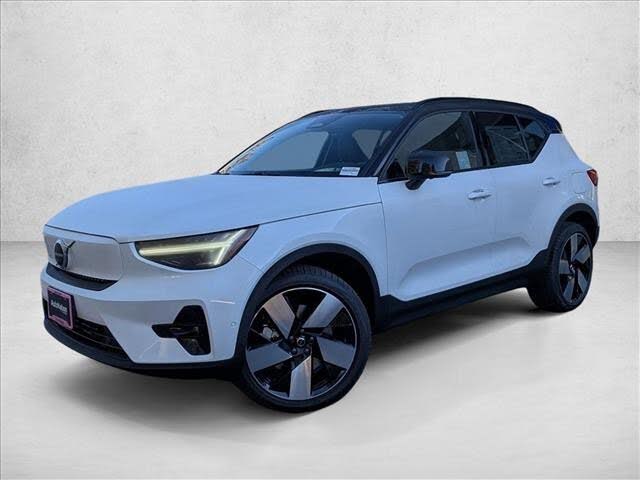 2026 Volvo EX40