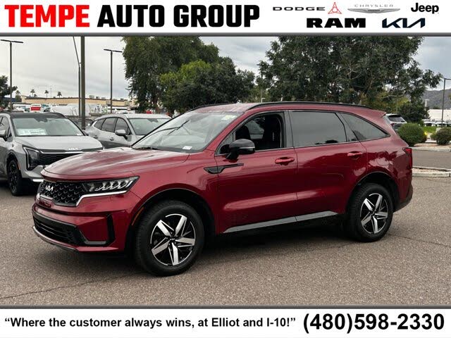 2022 Kia Sorento S FWD