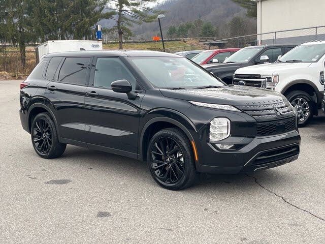 2024 Mitsubishi Outlander SE FWD