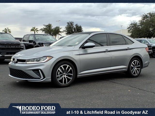 2025 Volkswagen Jetta SE FWD