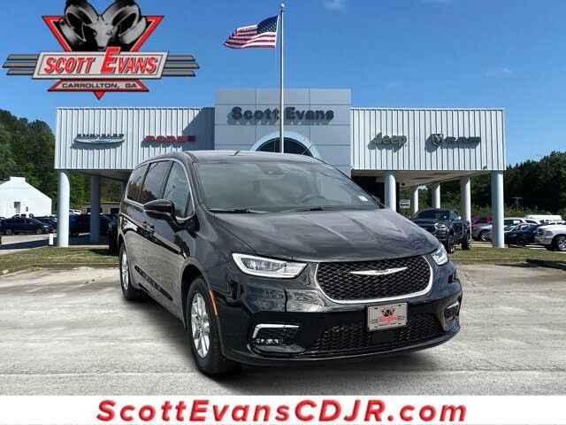 2026 Chrysler Pacifica Select FWD