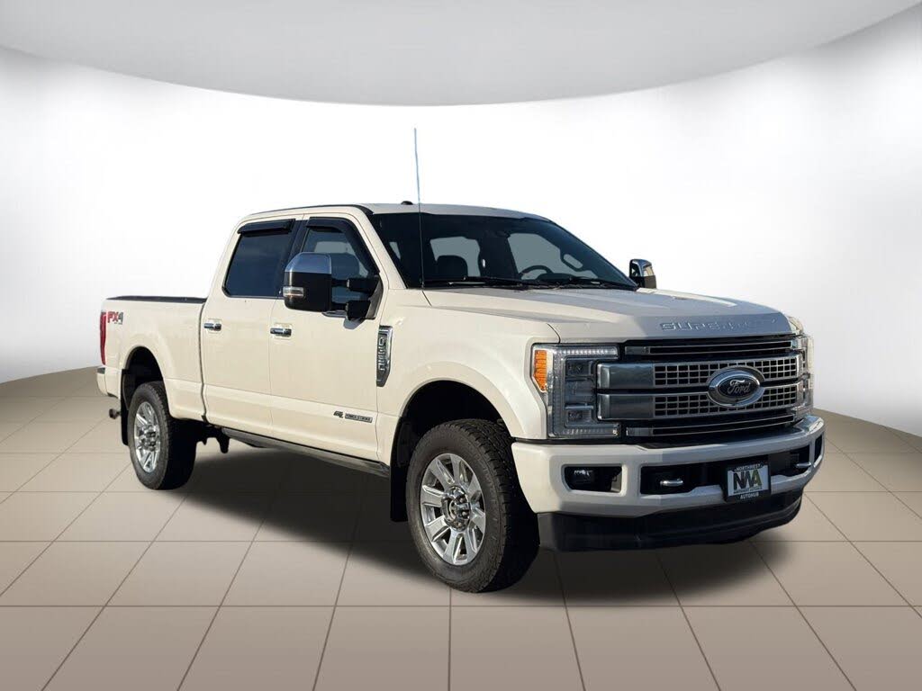 2017 Ford F-350 Super Duty Platinum Crew Cab 4WD