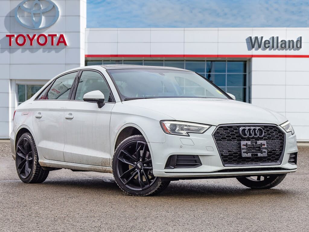 2018 Audi A3 2.0T quattro Progressiv Sedan AWD