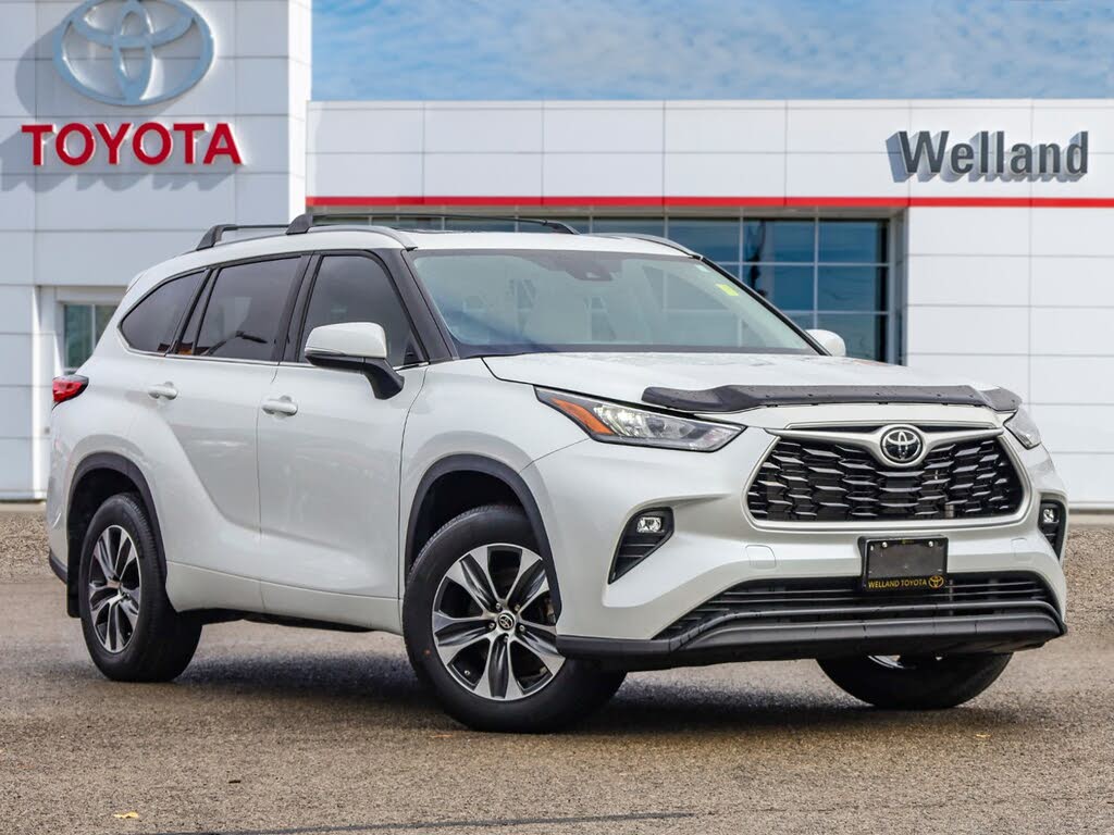 Toyota Highlander XLE AWD 2022